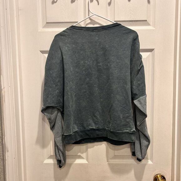 Buckle Gimmicks Green Ruched Drop Shoulder Acid Wash Mixed Media Sweatshirt M - Picture 8 of 10